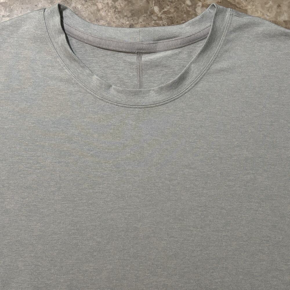 Lululemon Shirt Mens Large Soft Jersey Bluish Grey T Shirt Athleisure Gym Yoga